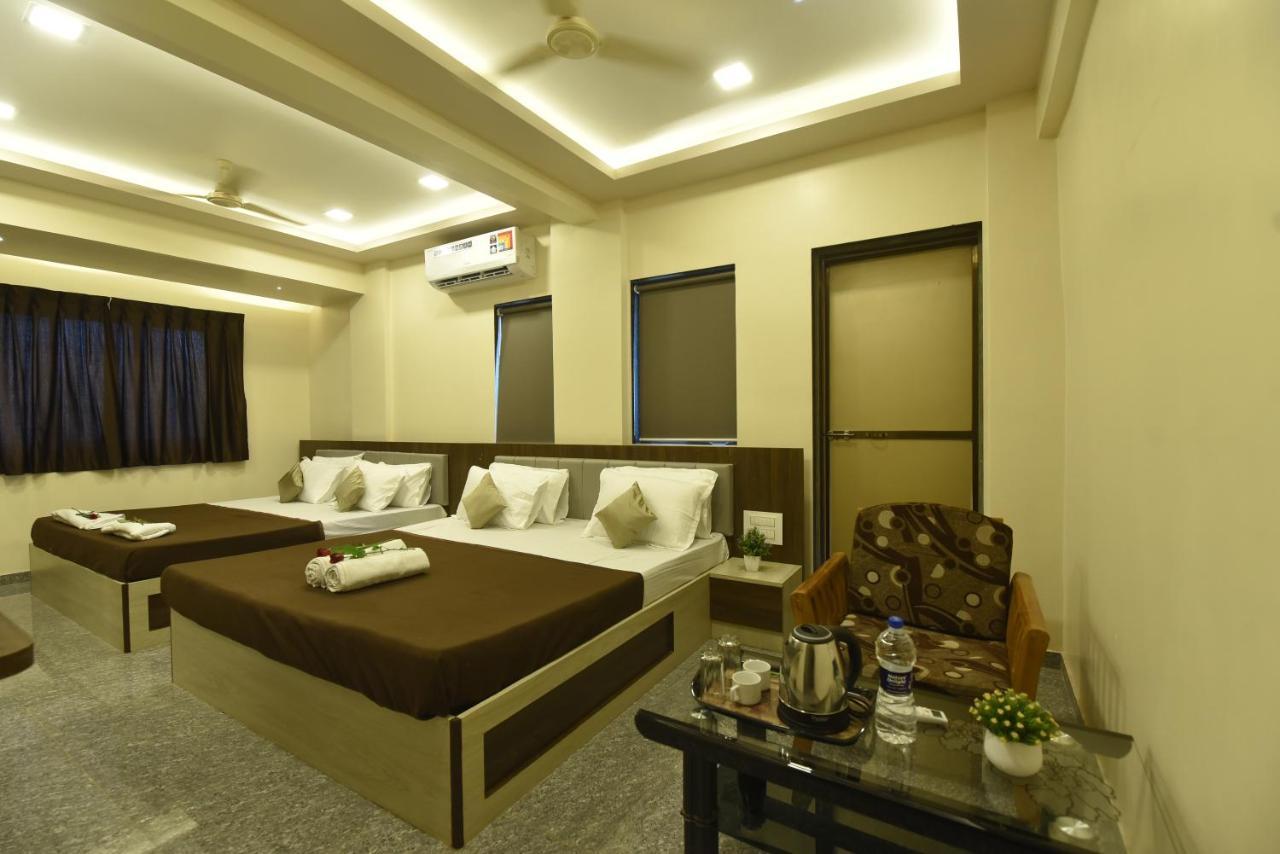 Hotel Sitara Inn Ratnāgiri Kültér fotó