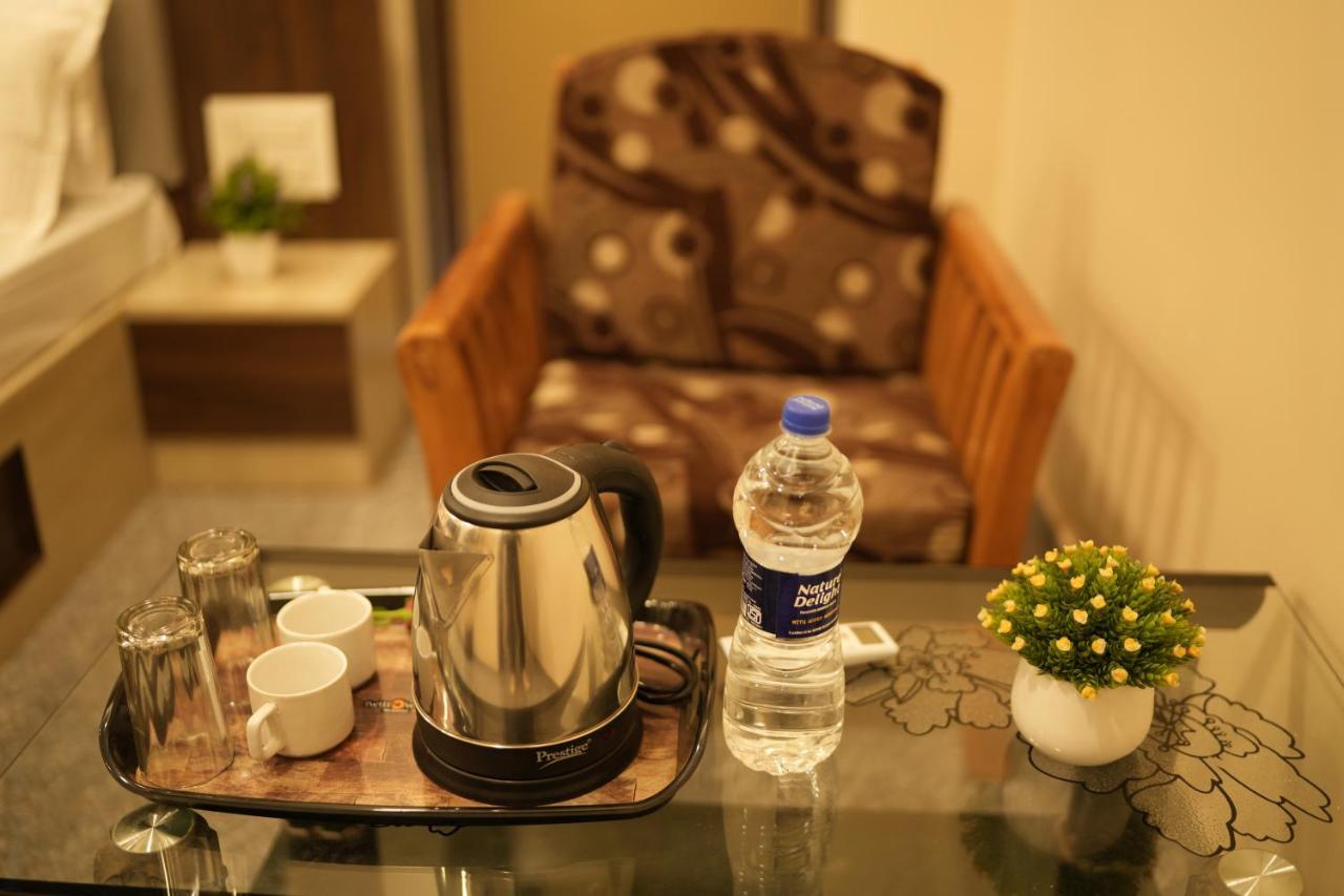Hotel Sitara Inn Ratnāgiri Kültér fotó