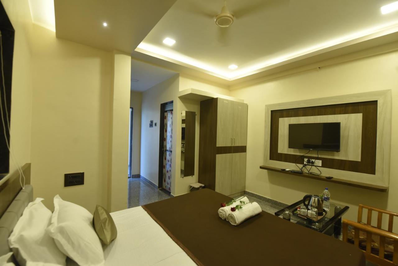 Hotel Sitara Inn Ratnāgiri Kültér fotó