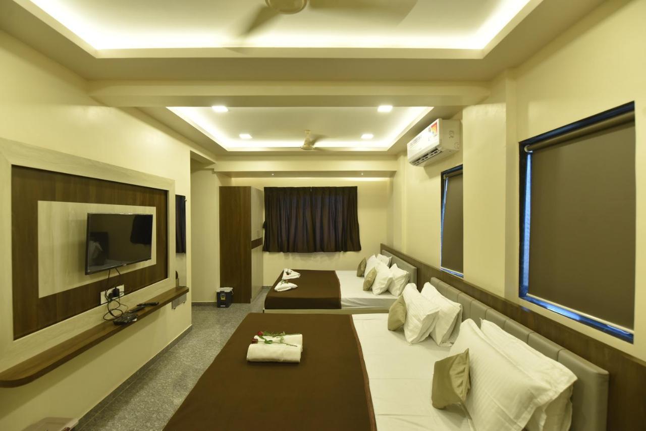 Hotel Sitara Inn Ratnāgiri Kültér fotó